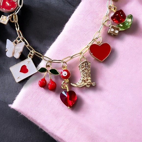 Whimsical Adorable Gold and Red Toned Charm Bracelet Adjustable Chain 7”-9” - Picture 5 of 17